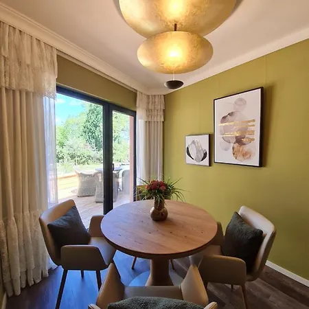 Rosendomizil Klein Venedig 호텔 말호프